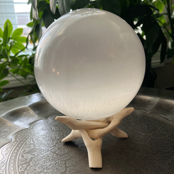 Extra Large White Selenite Sphere - Picture 5 of 5